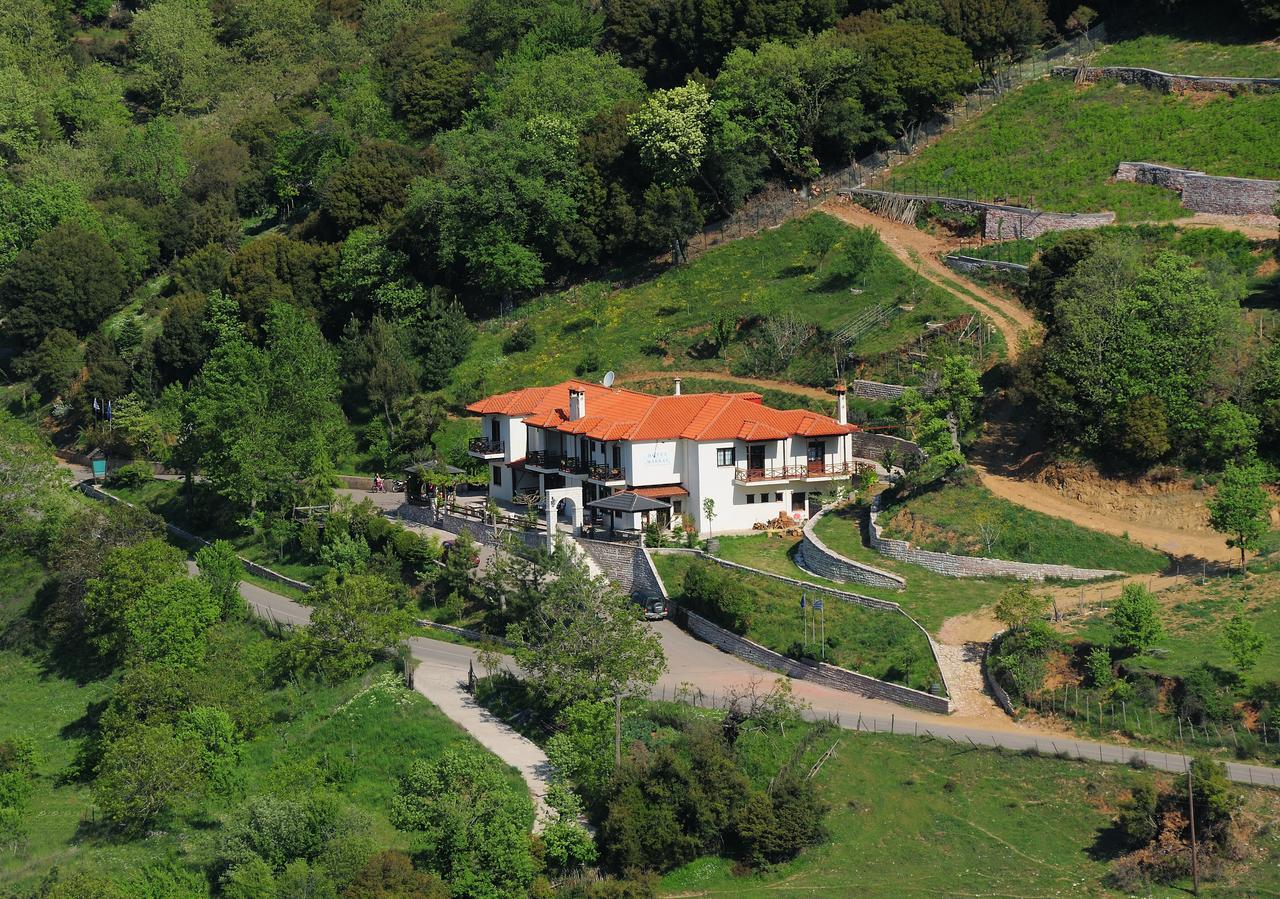 Hotel Makkas Krentis Esterno foto